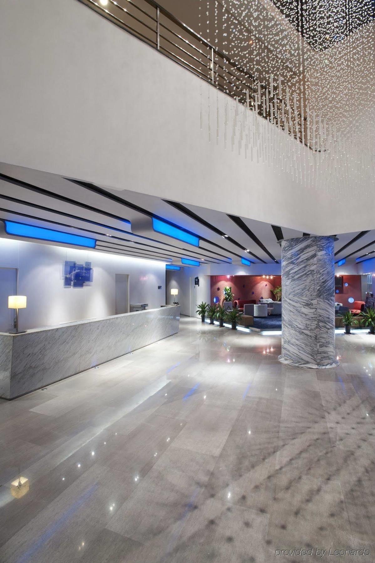 Holiday Inn Express Tianjin Binhai Eksteriør bilde