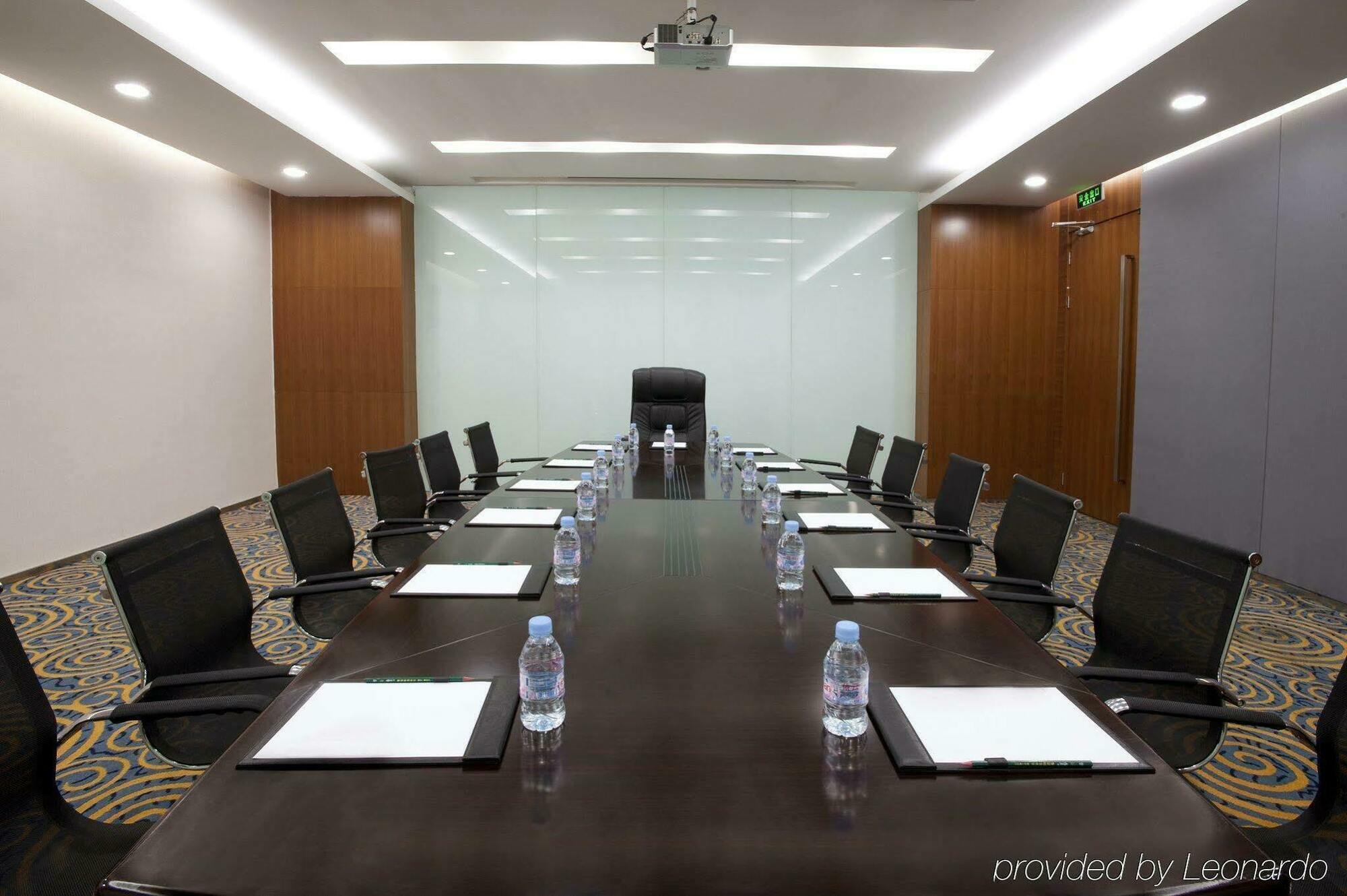 Holiday Inn Express Tianjin Binhai Eksteriør bilde