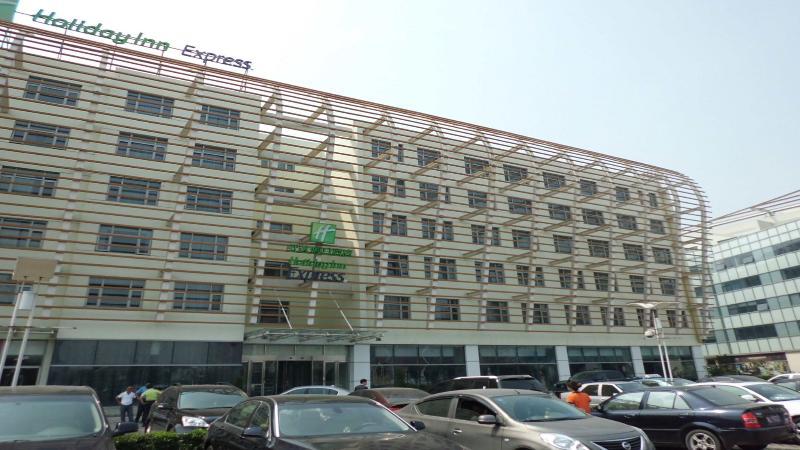 Holiday Inn Express Tianjin Binhai Eksteriør bilde